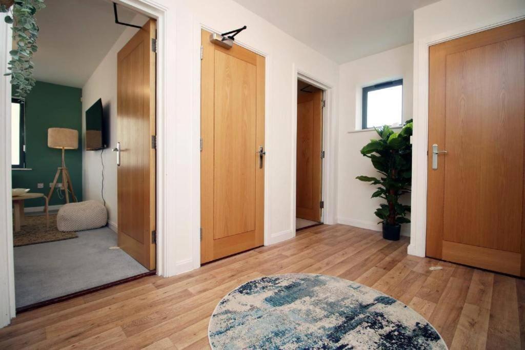 The Observatory By Mia Living 2 Bedroom Apartment Overlooking Swansea Beach With Free Parking Exterior photo